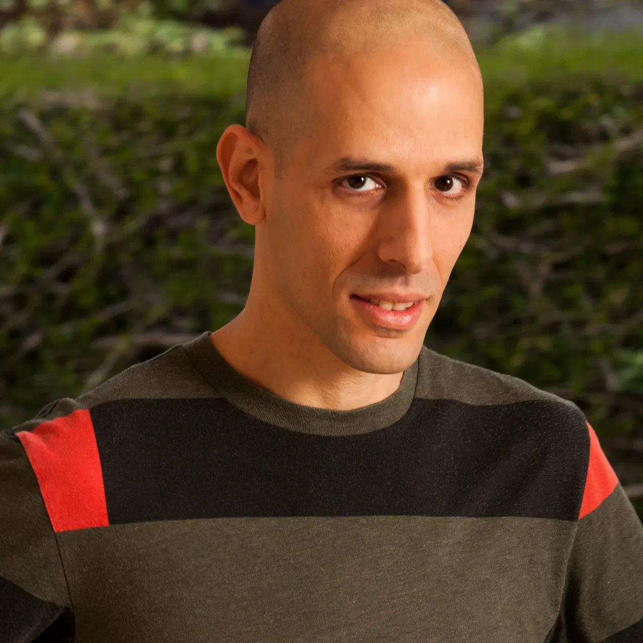 מפגש הומוריסטי עם הסופר ינץ לוי