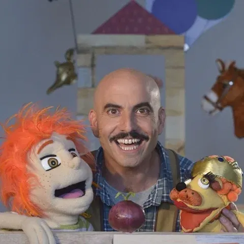 הצגה 'הארגז של ביאליק'