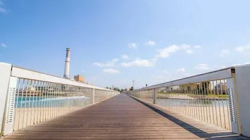 סודות על שפת הים – סיור מגן העצמאות לנמל תל־אביב