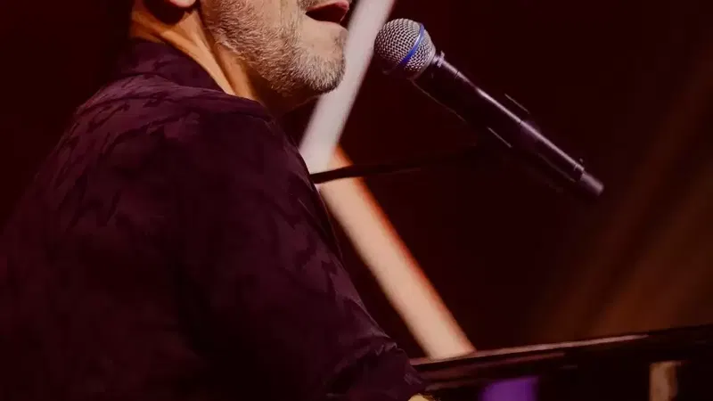 רמי קלינשטיין מארח את משי קלינשטיין