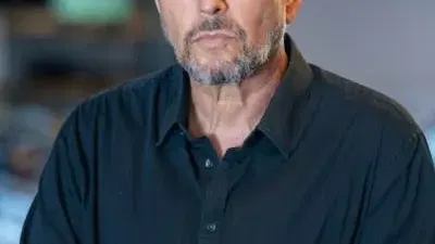 צביקה קרוכמל - גיא ניר- אמריקה הלטינית ארץ המרדפים