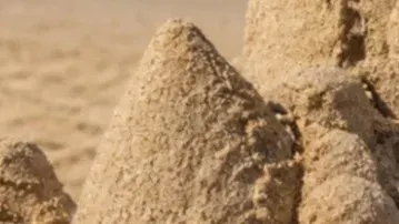 מפסלים ביחד בחול הים 🏜🏖🏝