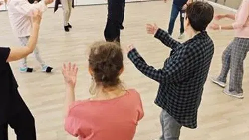 ריקודי עם לגיל השלישי עם יענקל'ה זיו