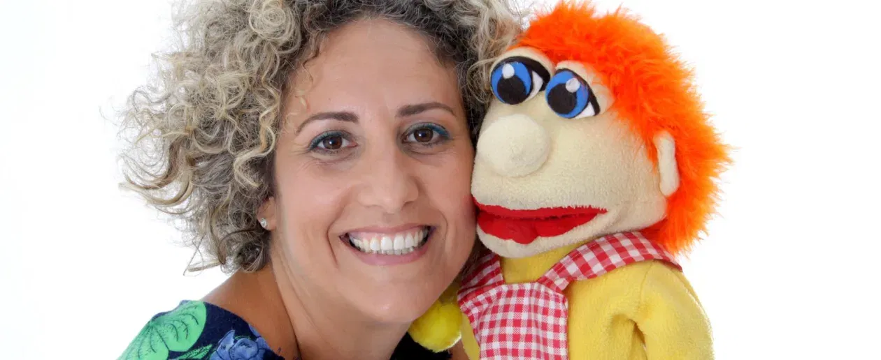 תיאטרון בובות עם דבי - 'הצפרדע האנוכית'