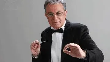 ננסי חוגג יובל