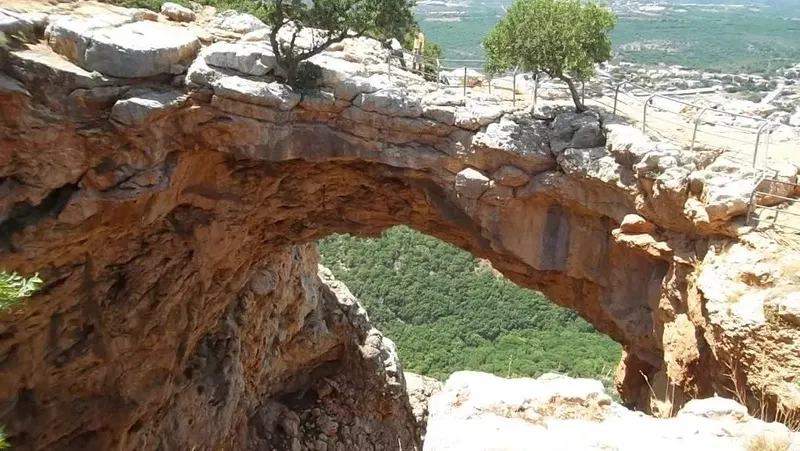 דברים שרואים משם לא רואים מכאן – סיור של טעמים ונוף מרהיב על הגבול