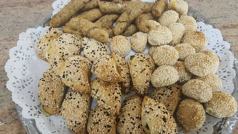 כיבוד וסיפור עם ג'וני וליליאן: טעמים וחיים משותפים ביפו