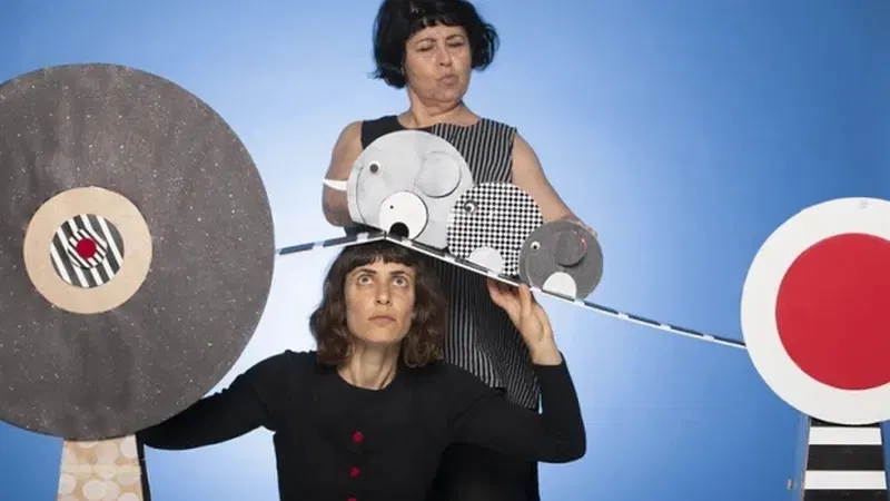 מוסטאש החתול
