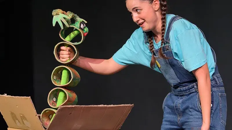 הצגת ילדים "אליסה בארץ