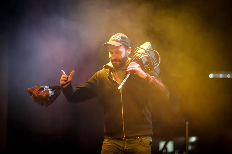 אבו טבלה וחברים - סטנדאפ וחפלה