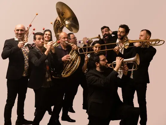 מחווה ללהקת הביטלס-אנסמבל טרמולו ונשפני הפילהרמונית