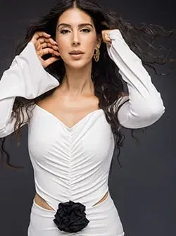 חוה"מ סוכות : נופר בטאט "סיבה לשמוח"