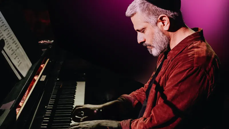 אביתר בנאי - מופע סולו