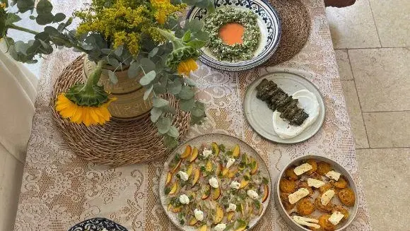 סדנת אמנות האירוח – ראש השנה סטייל אצל עדוש