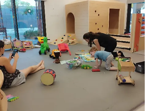 פתיחת המשחקיה לפעילות בקפסולות