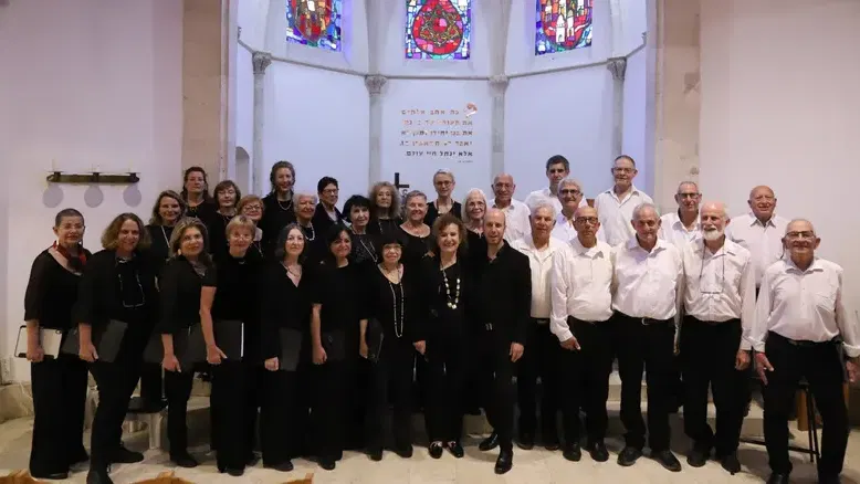מקהלת הקיבוץ הארצי - תפילות בין ערביים