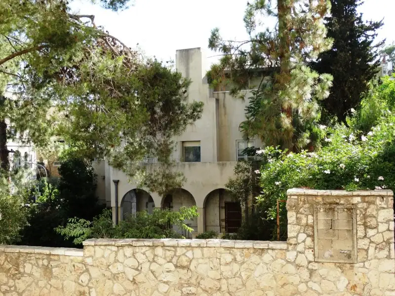 בונים כאן שכונה: מאה שנים לקסם של רחביה