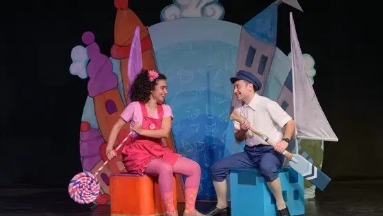 ממלכת שטות וממלכת רצינות | תיאטרון אורנה פורת