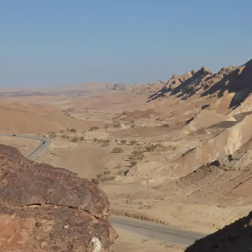 נודד חנוכה מראשי המכתשים
