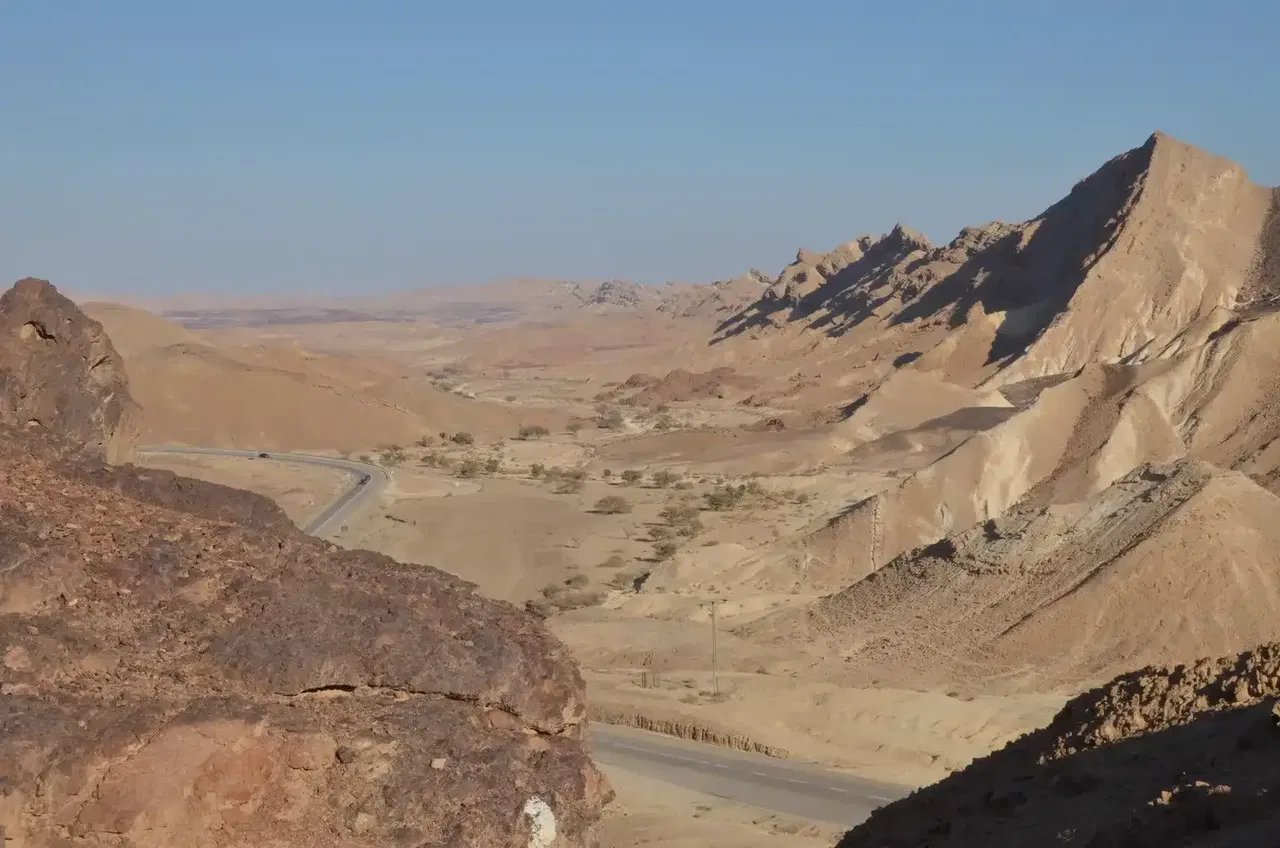 נודד חנוכה מראשי המכתשים