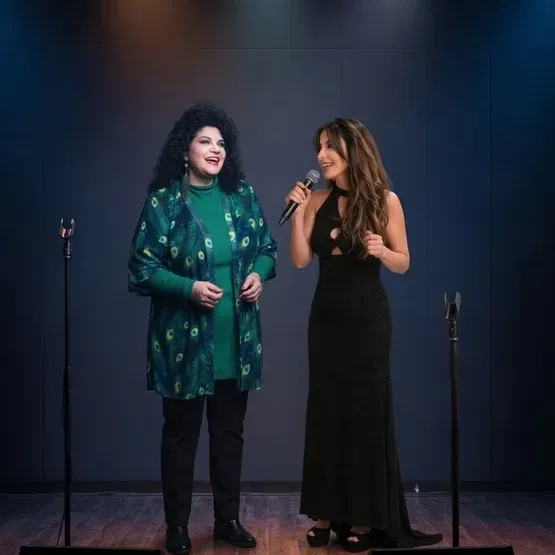 חגיגה ישראלית מס'2 - מירי חן מארחת את דפנה ארמוני "מחווה לכלות וחתני פרס ישראל"