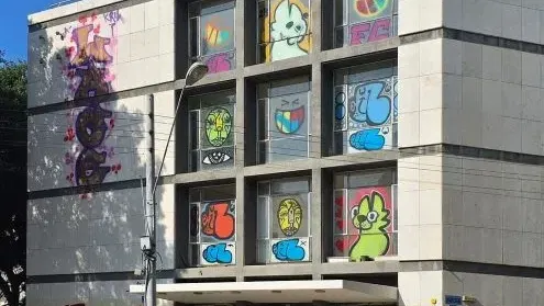תרבות, יזמות, תחבורה ועיתונות – סיור ברחוב קרליבך