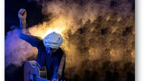 שוטה הנבואה - חוויה מוסיקלית חוצה גבולות בתאטרון הבית גולדה