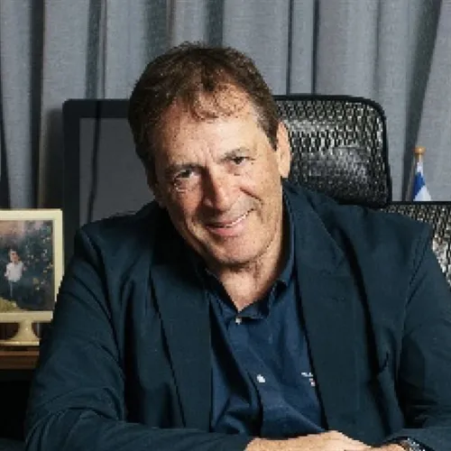 עופר גל בהרצאה מרתקת