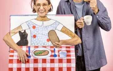 תיאטרון “הקרון” הצגת ילדים "חיה בספר"
