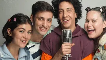 ואני שר- מחזמר סוחף משירי שלומי שבת - תיאטרון אורנה פורת