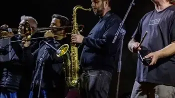 חוגגים 2027 עם להקת פורטרט