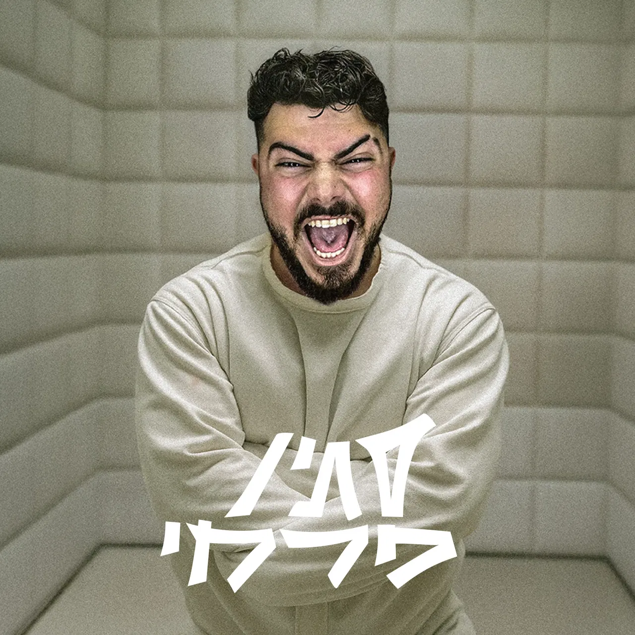 סתיו פרחי במופע סטנד-אפ