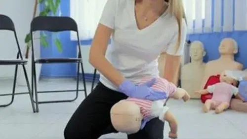 סדנת החייאת תינוקות וילדים בנמל