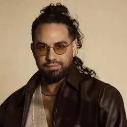בניה ברבי - חוגג עשור על הבמות!