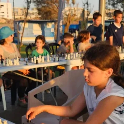 שחמט מול הים- מרכז קהילתי חוף תל ברוך