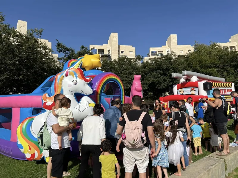 ראשון קיצי בסחלבים