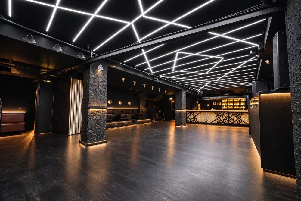 ROOM 48 | OPENING WEEK 1.10 | OMRI.