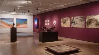 הדרכות בתערוכות ברוסית