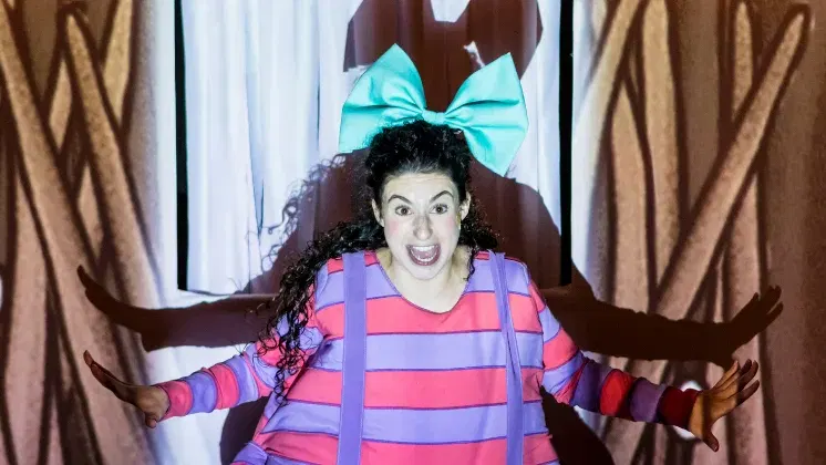 הכינה נחמה | תיאטרון המדיטק חולון
