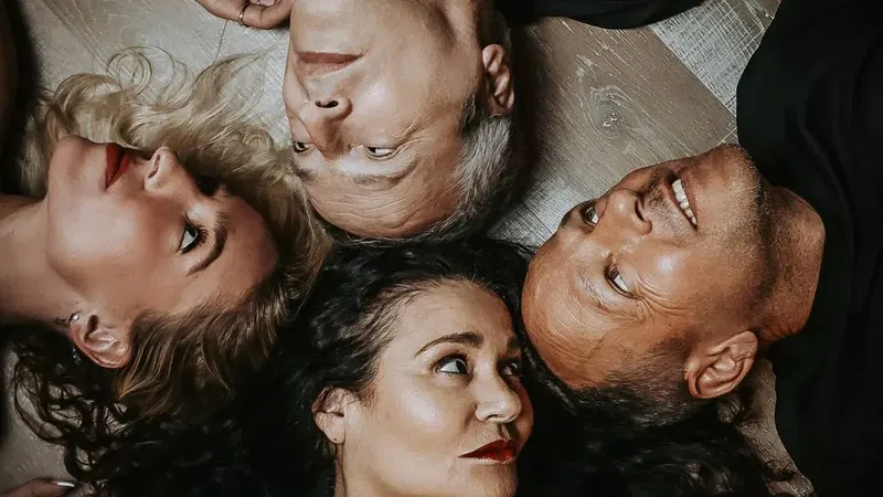 פסטיבל תיאטרון עכו - חוה"מ סוכות -השתקפויות-אולם הסטודיו