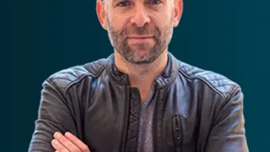 רודי סעדה במופע סטנדאפ