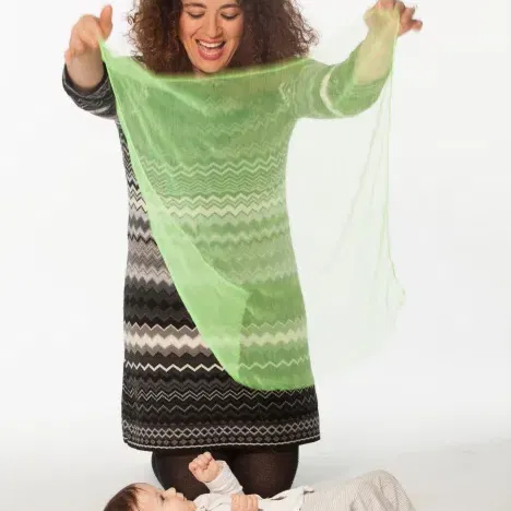 מגע, קול ותנועה עם מירב משולם - לגילאי חודשיים עד זחילה
