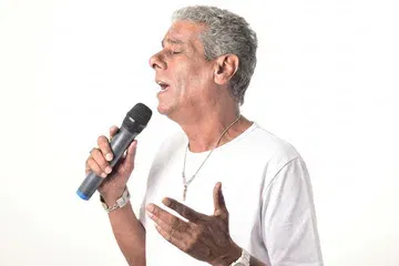 יואב יצחק במופע!