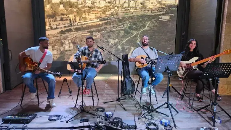 עאיישה