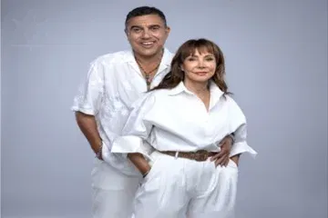 חני נחמיאס, יהודה אליאס והמאסטרו - גיל שוחט מארח