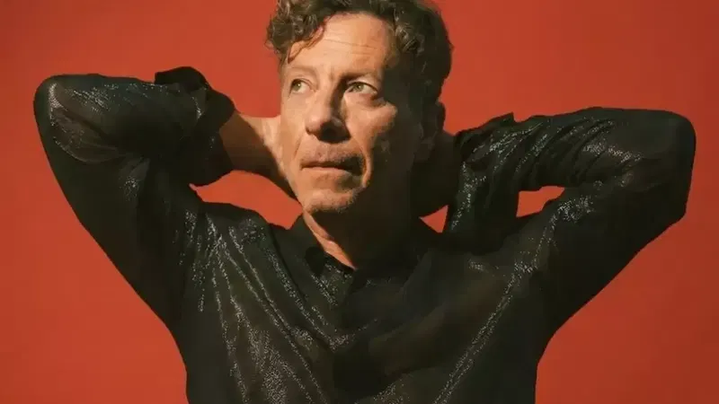 מיקה קרני – 30 שנות קריירה | אורח - ערן צור