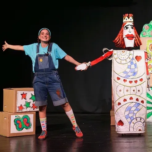 אליסה בארץ הפלאות תיאטרון פטל