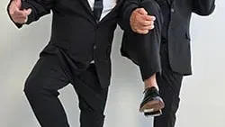 ניצני ודני מארחים את דני רובס