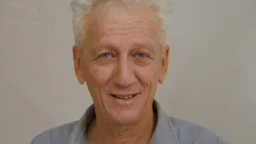 מוני מושונוב - שרים עם קומיקאים