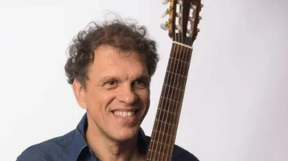 ישראל והגיטרה